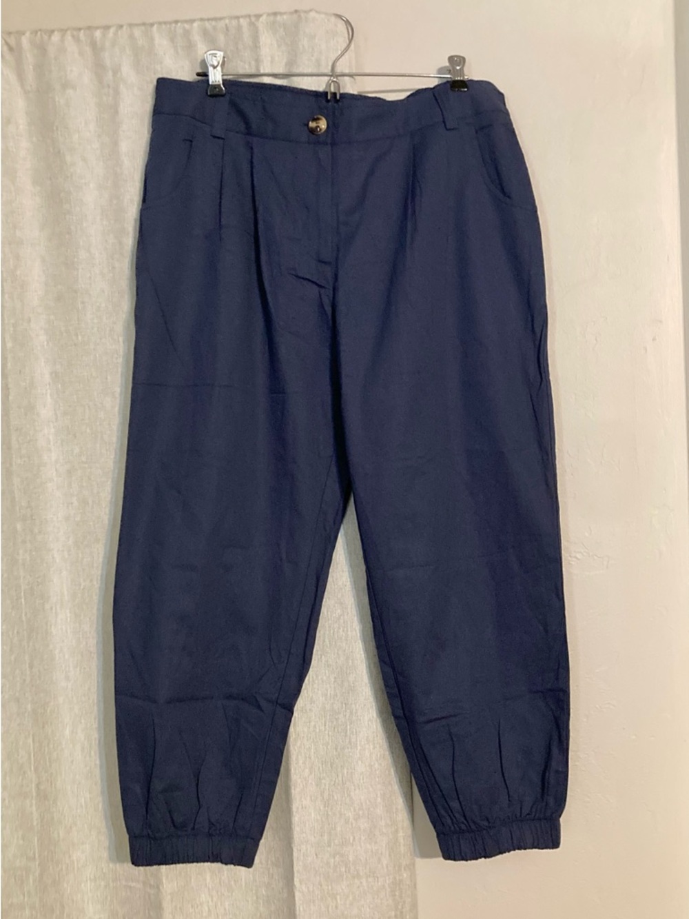 NWT HALARA Navy Jogger Pants, Large (12/14) 100% cotton
